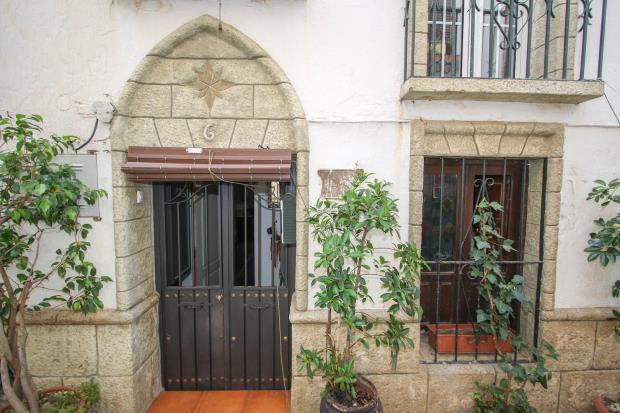 Image No.1-Maison de ville de 1 chambre à vendre à Guaro