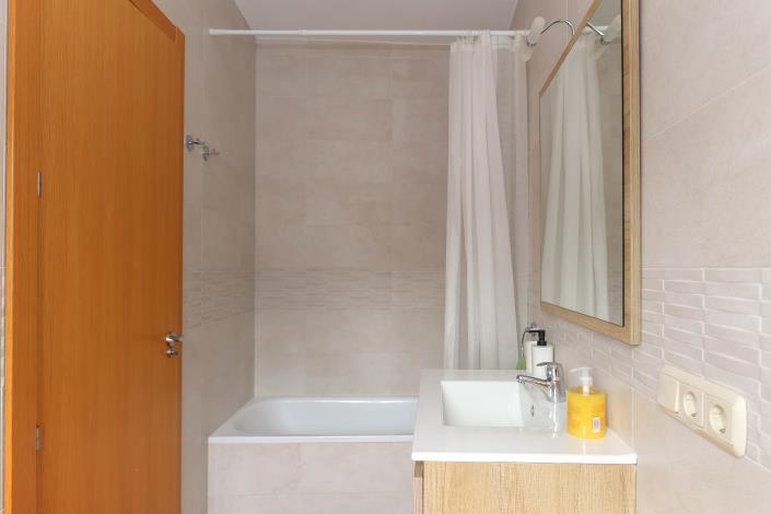 Image No.21-Maison de ville de 3 chambres à vendre à Guaro