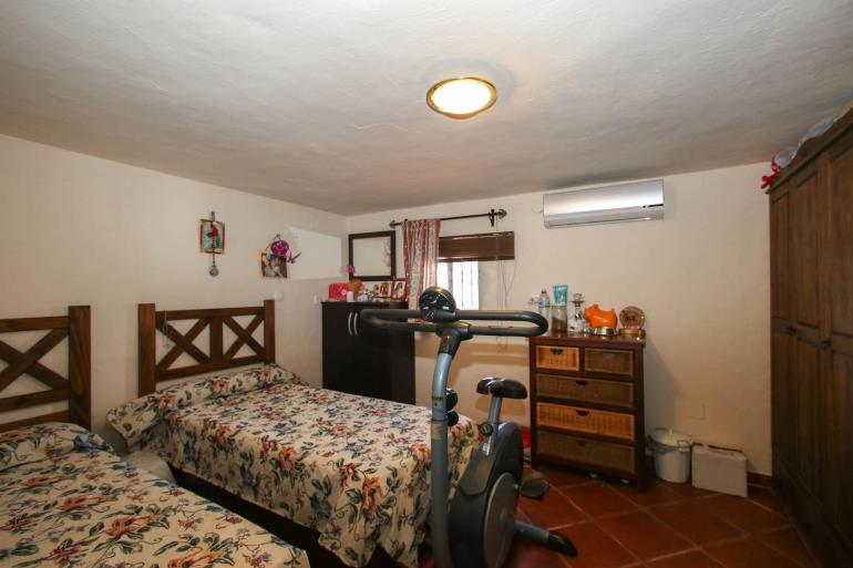 Image No.9-Finca de 3 chambres à vendre à Pizarra