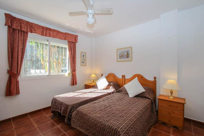 Image No.11-Un hôtel de 8 chambres à vendre à Coin