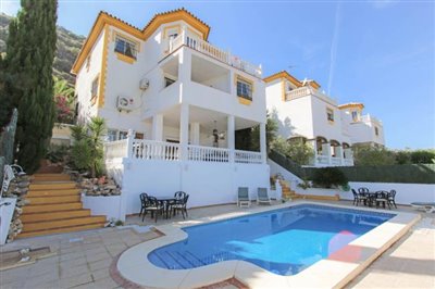 Un hôtel de 8 chambres à vendre à Coin