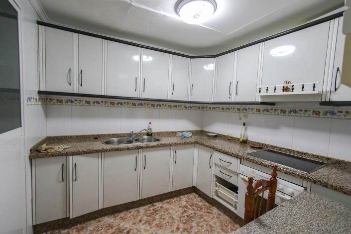 Image No.5-Maison de ville de 4 chambres à vendre à Guaro