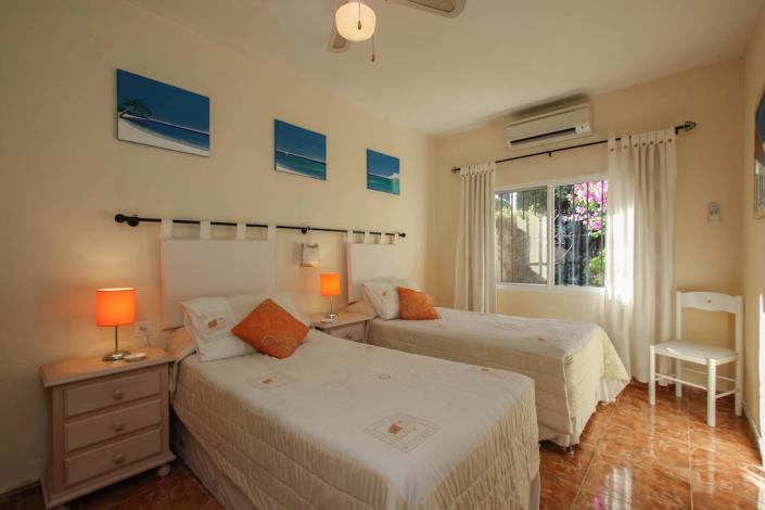 Image No.16-4 Bed Villa / Detached for sale