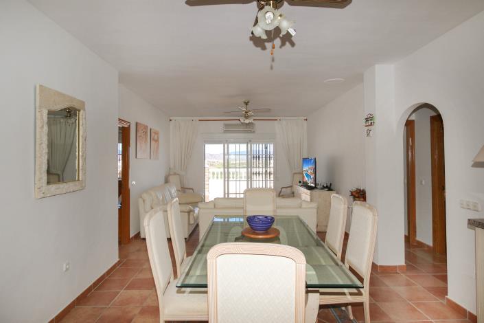 Image No.5-Villa / Détaché de 5 chambres à vendre à Coin