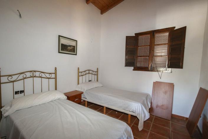 Image No.6-2 Bed Finca for sale