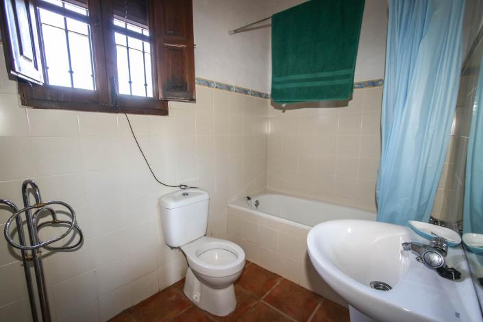 Image No.5-2 Bed Finca for sale