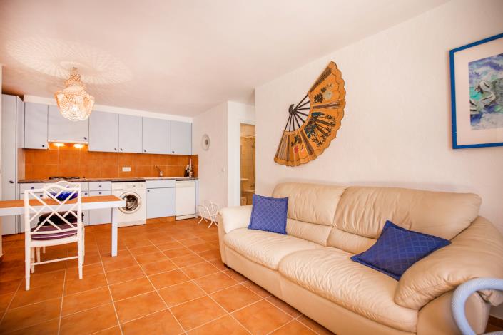 Image No.13-13 Bed Villa / Detached for sale