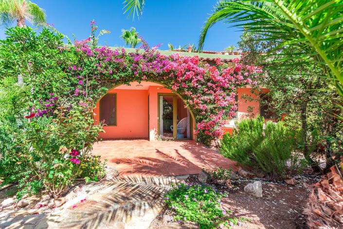 Image No.25-13 Bed Villa / Detached for sale