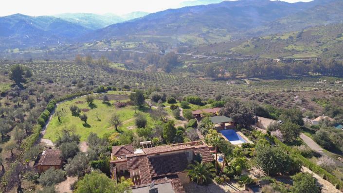 Image No.30-13 Bed Villa / Detached for sale