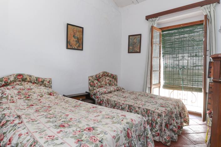 Image No.32-Maison de ville de 4 chambres à vendre à Guaro