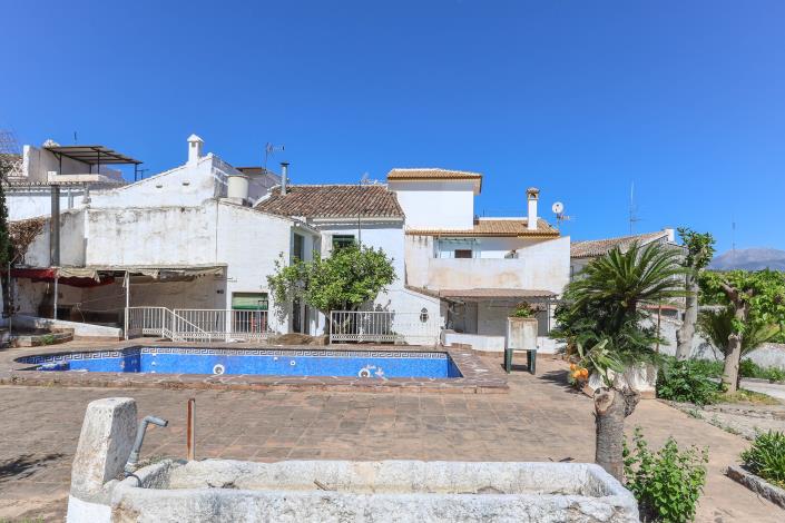 Image No.36-Maison de ville de 4 chambres à vendre à Guaro