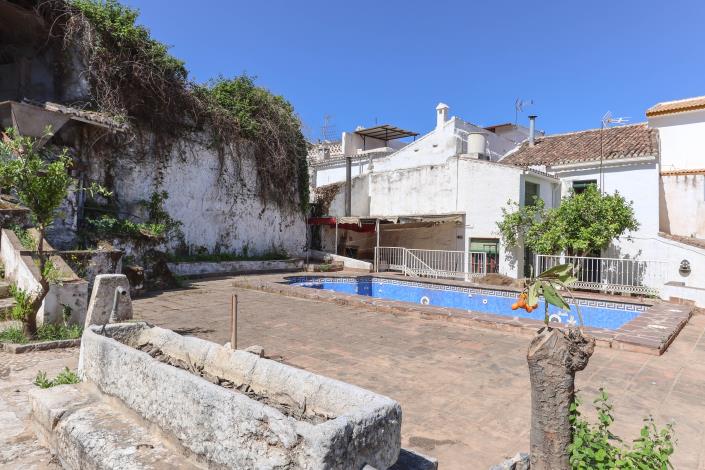 Image No.38-Maison de ville de 4 chambres à vendre à Guaro