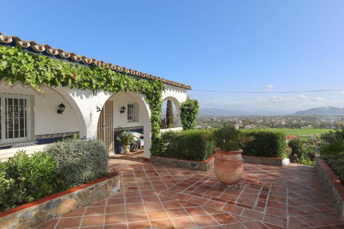 Image No.5-Villa / Détaché de 4 chambres à vendre à Alhaurín el Grande