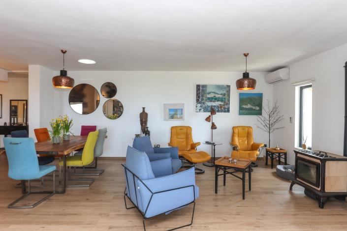 Image No.12-4 Bed Villa / Detached for sale