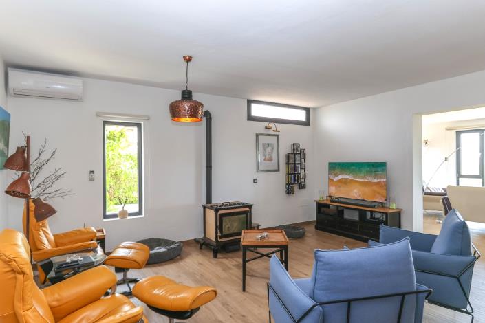 Image No.11-4 Bed Villa / Detached for sale