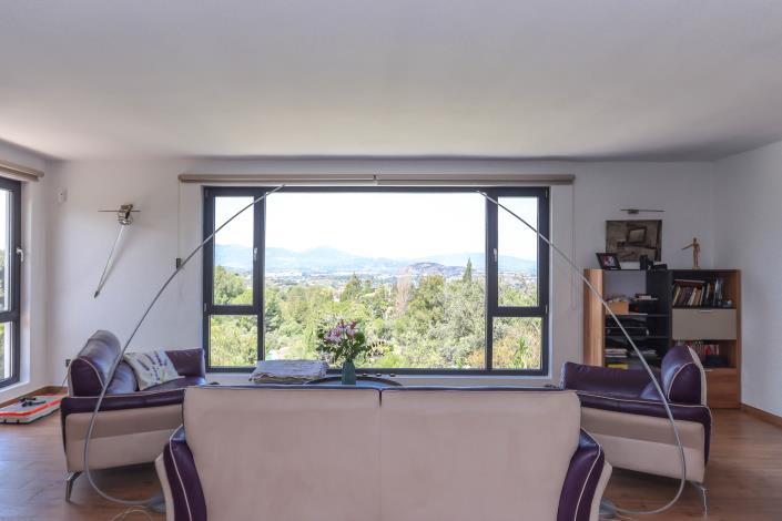 Image No.13-4 Bed Villa / Detached for sale