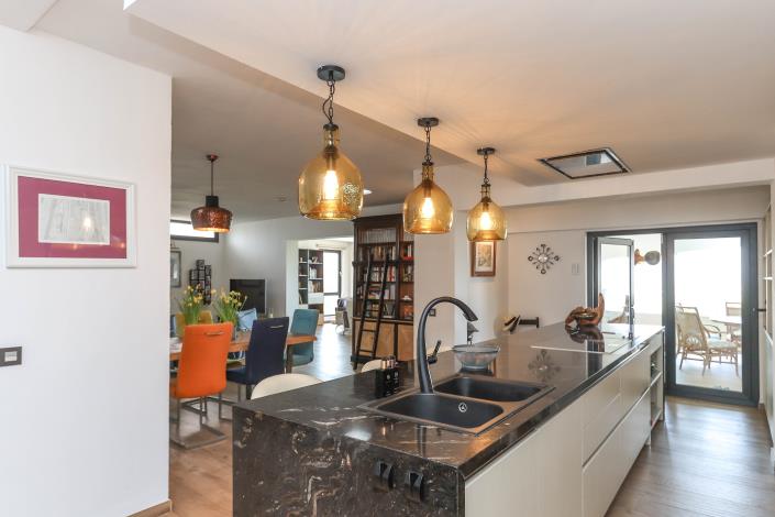 Image No.19-4 Bed Villa / Detached for sale