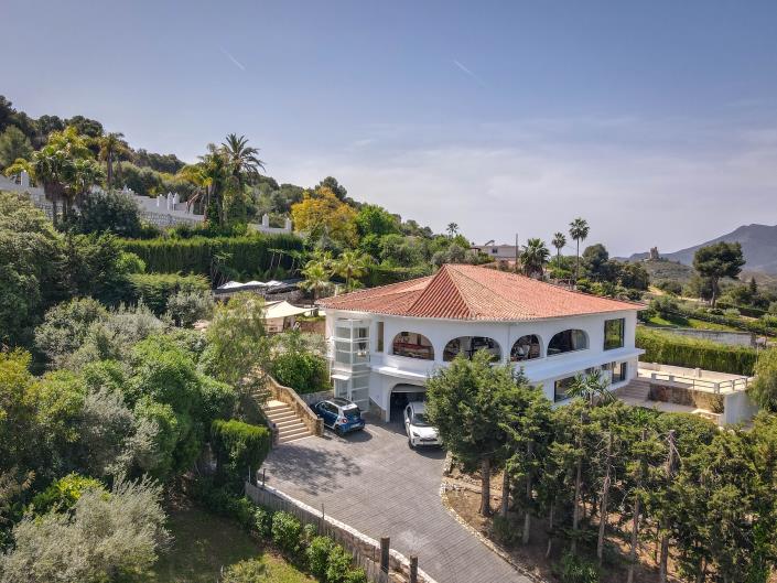 Image No.43-4 Bed Villa / Detached for sale