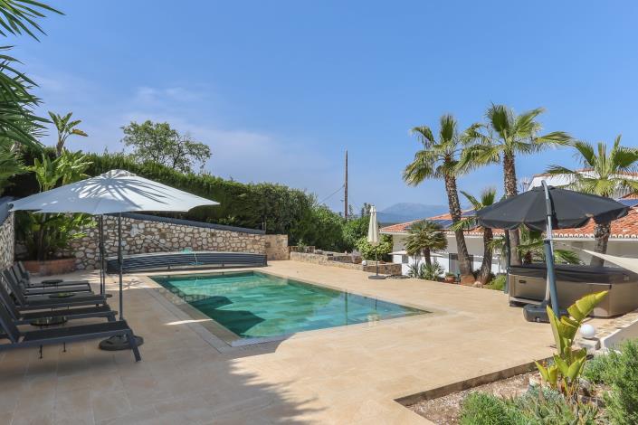 Image No.48-4 Bed Villa / Detached for sale