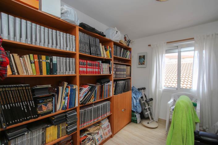 Image No.14-3 Bed Apartment for sale