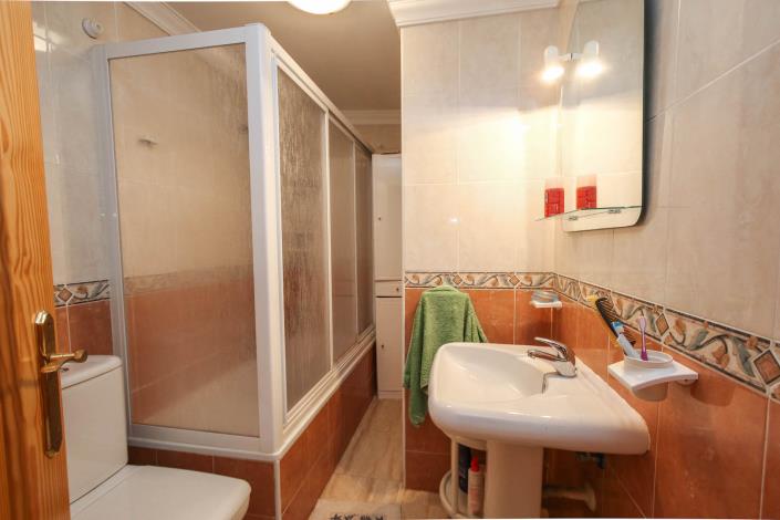 Image No.18-3 Bed Apartment for sale