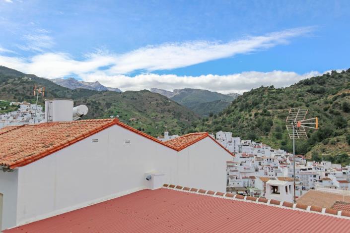 Image No.19-3 Bed Apartment for sale