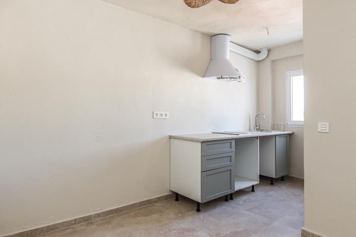 Image No.24-3 Bed Townhouse for sale