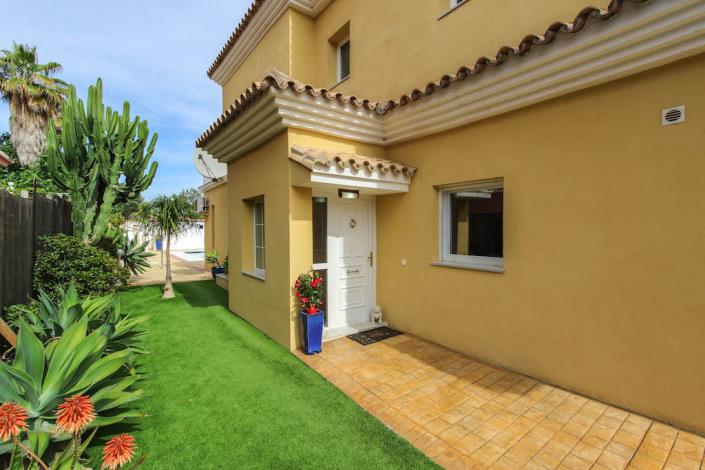 Image No.2-Maison / Villa de 4 chambres à vendre à Alhaurín de la Torre