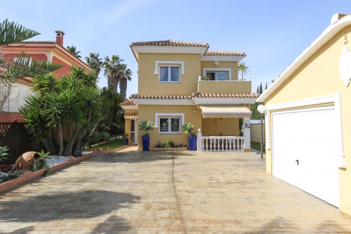 Image No.3-Maison / Villa de 4 chambres à vendre à Alhaurín de la Torre