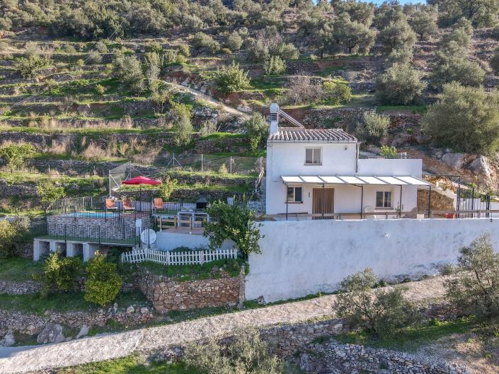 Image No.4-Villa / Détaché de 2 chambres à vendre à Yunquera