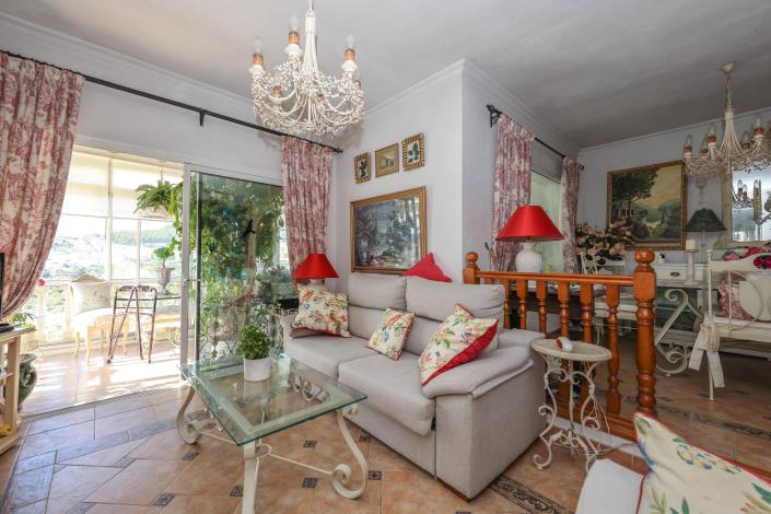 Image No.14-4 Bed Villa / Detached for sale