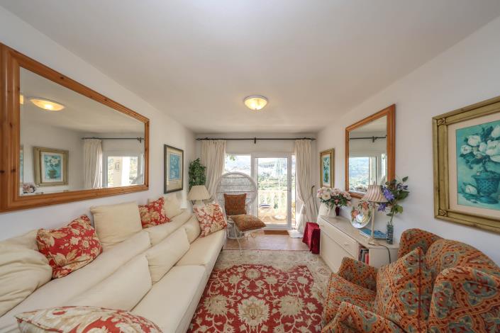 Image No.24-4 Bed Villa / Detached for sale