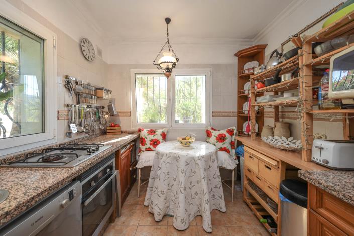 Image No.26-4 Bed Villa / Detached for sale