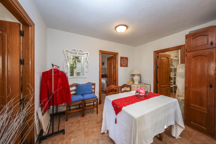 Image No.29-4 Bed Villa / Detached for sale
