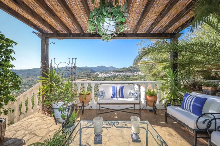 Image No.50-4 Bed Villa / Detached for sale