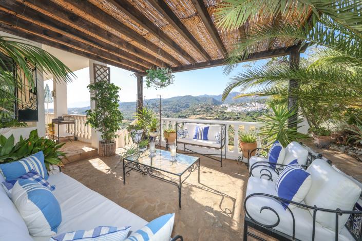 Image No.51-4 Bed Villa / Detached for sale