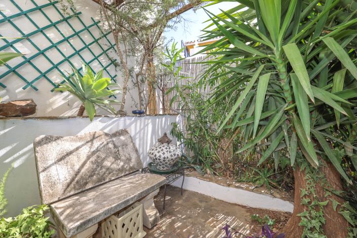 Image No.58-4 Bed Villa / Detached for sale