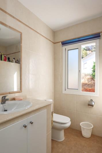 Image No.20-2 Bed Villa / Detached for sale