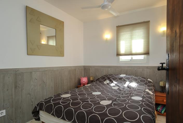 Image No.17-2 Bed Townhouse for sale