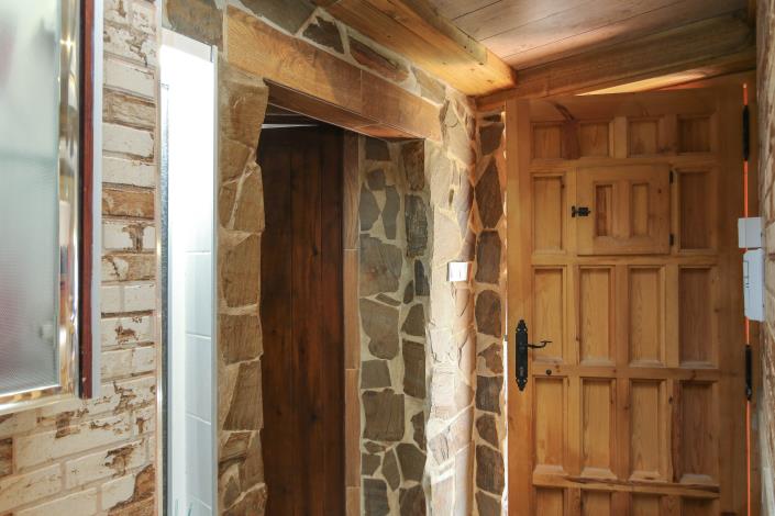 Image No.16-2 Bed Townhouse for sale