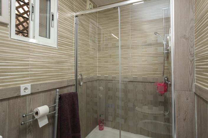 Image No.19-2 Bed Townhouse for sale