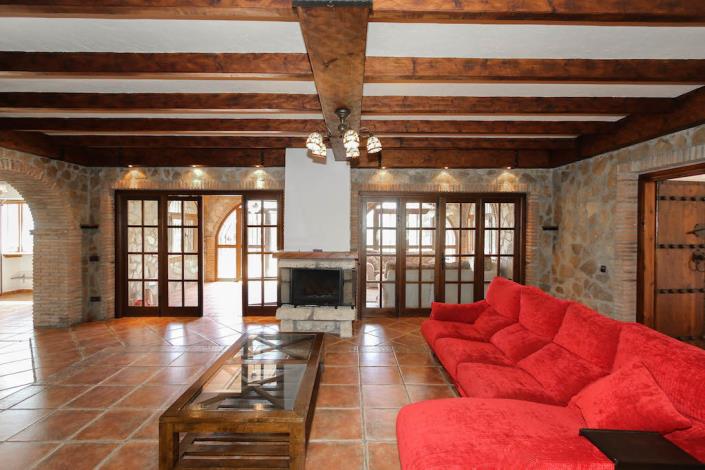 Image No.10-4 Bed Villa for sale