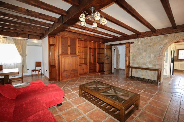 Image No.12-4 Bed Villa for sale