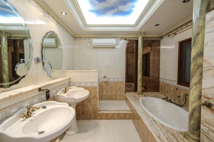 Image No.24-4 Bed Villa for sale