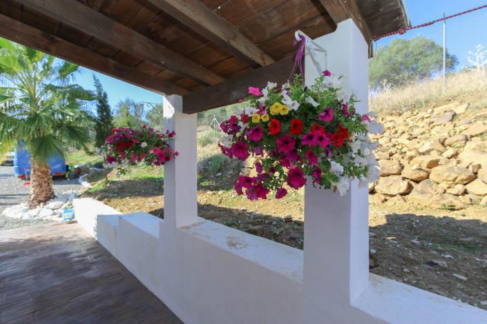 Image No.24-3 Bed Country Property for sale