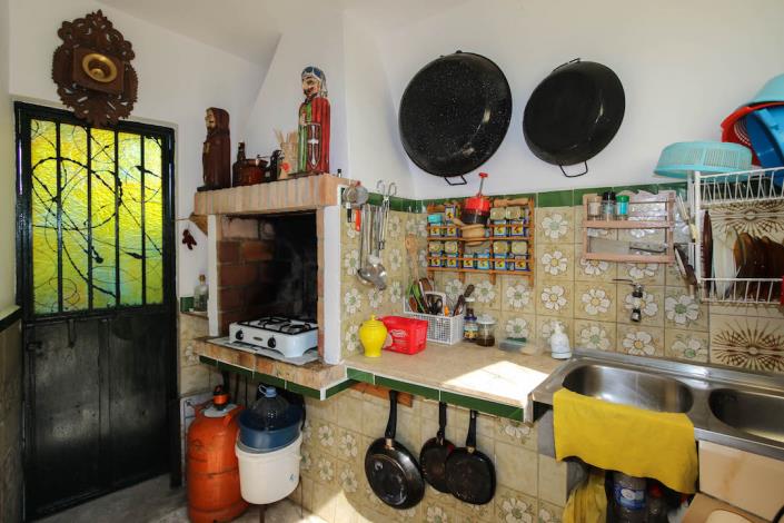 Image No.16-8 Bed Villa for sale