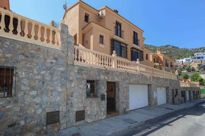 Image No.1-Villa de 3 chambres à vendre à Alhaurín de la Torre