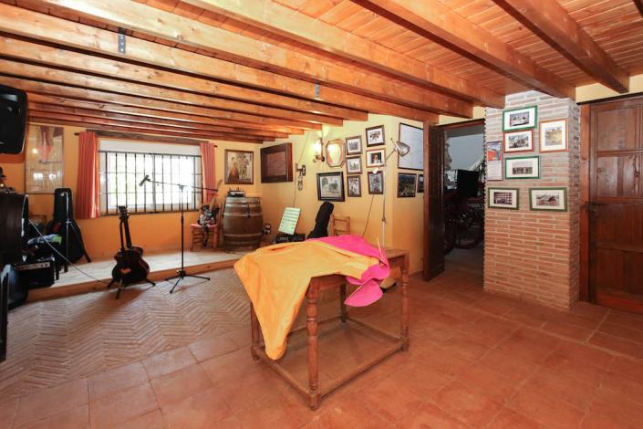 Image No.27-5 Bed Finca for sale