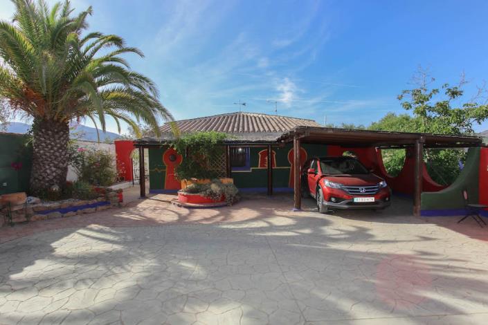 Image No.8-5 Bed Villa for sale