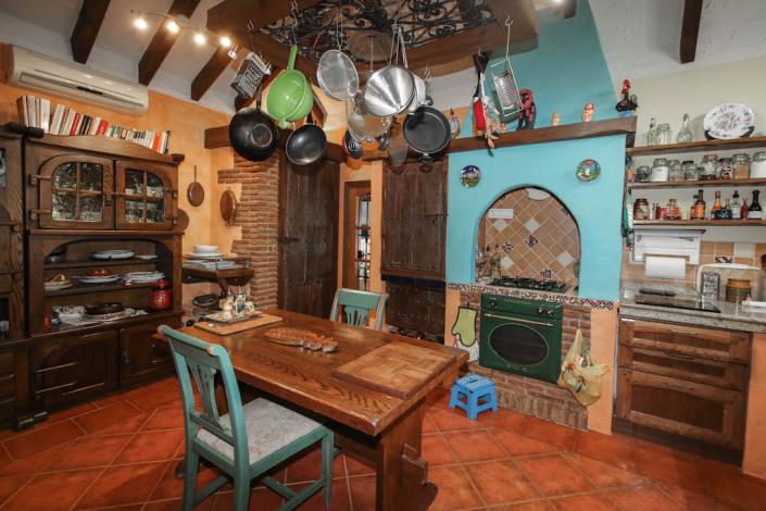 Image No.17-5 Bed Villa for sale